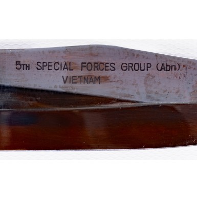 Very Fine Published 5th Special Forces Presentation MACV-SOG Recon Knife