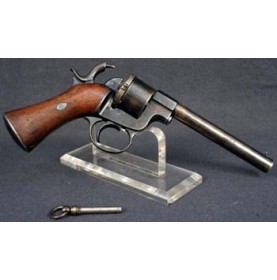 Exceptional Raphael Revolver